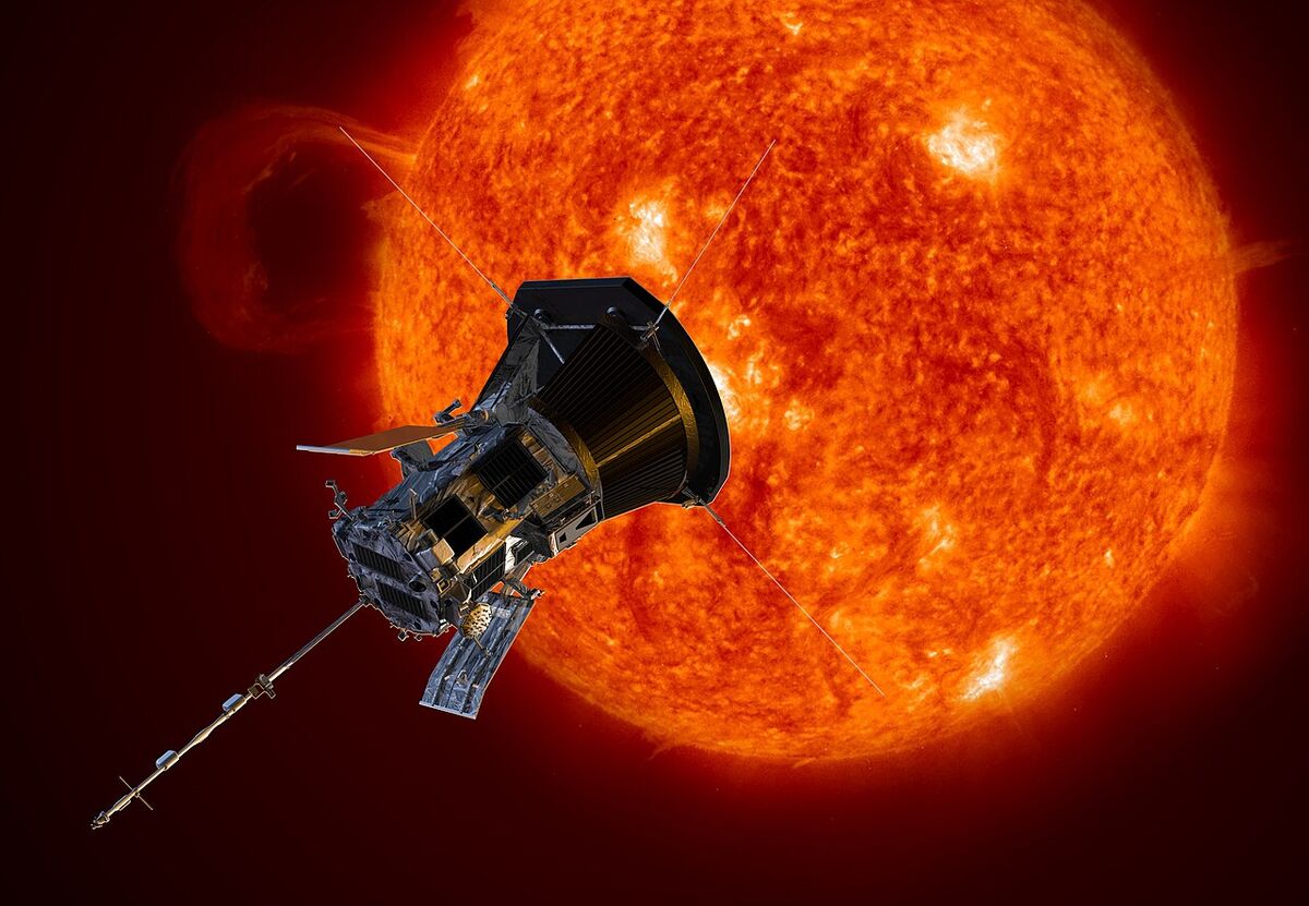 An illustration of a spacecraft behind a black heat shield, flying in front of the fiery orange surface of the Sun as a loop of glowing gas rises from its edge.